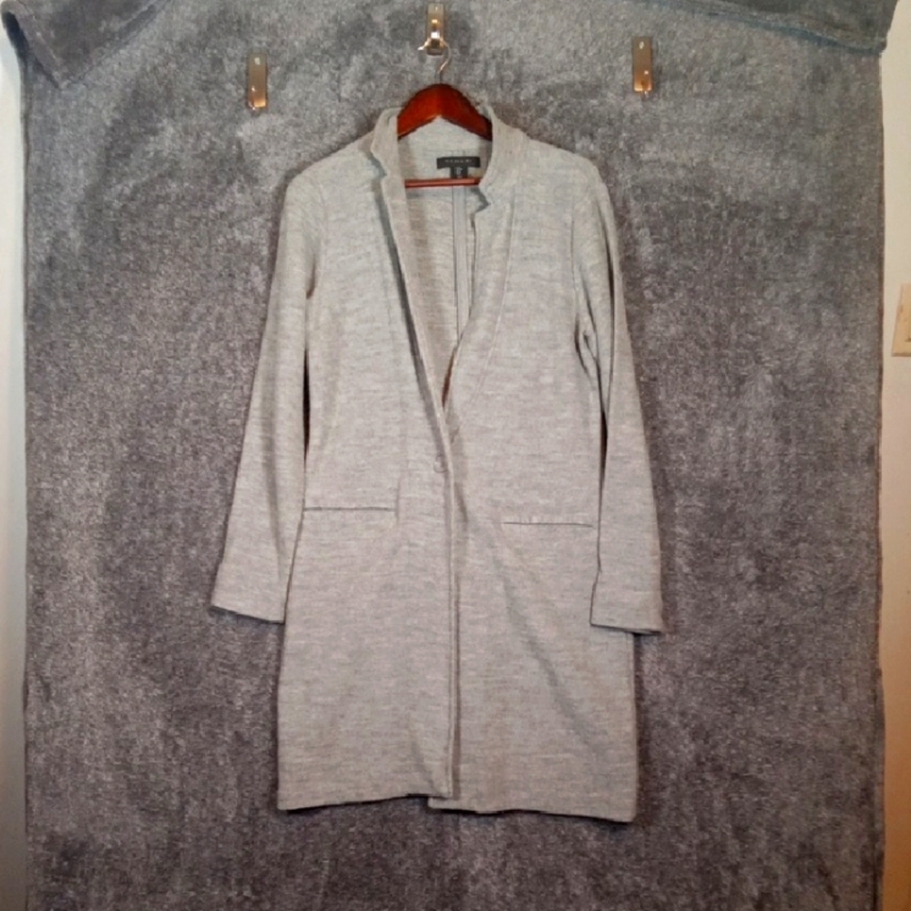 Tahari Gray Cardigan Sweater with Lapel Collar One Button Wool Womens Medium